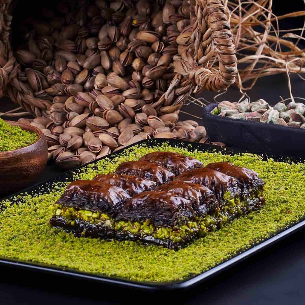 ANTEP FISTIKLI ÇİKOLATA 250 GR