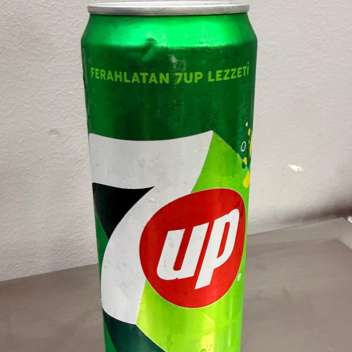 7 Up Gazoz (330 ml)