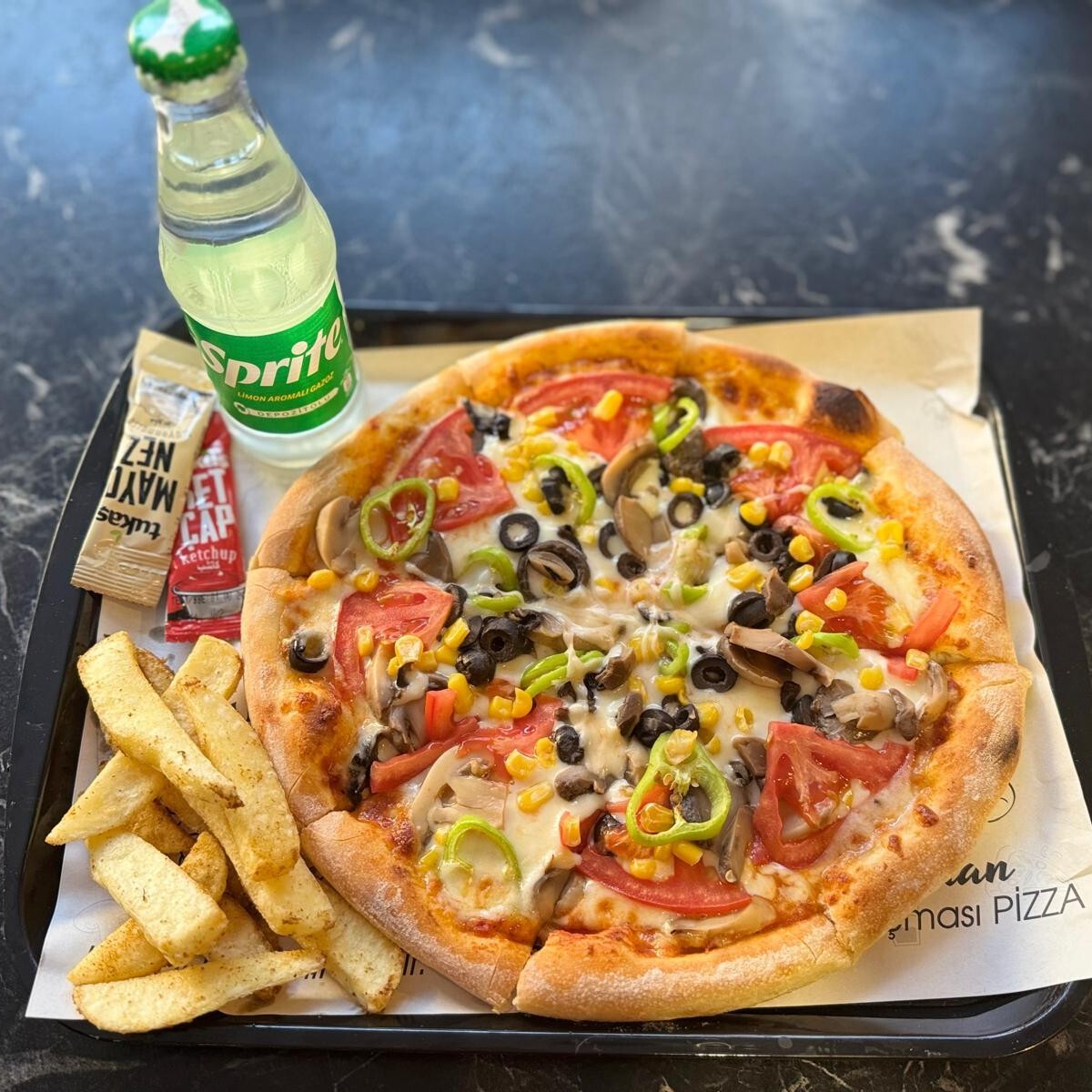 Sebzeli Pizza (Orta Boy)