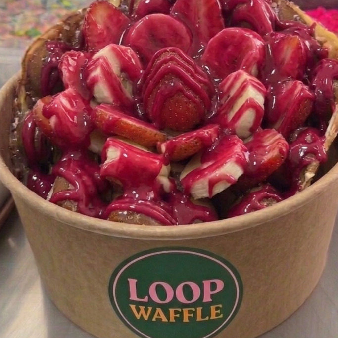 Frambuaz Soslu Waffle Bowl