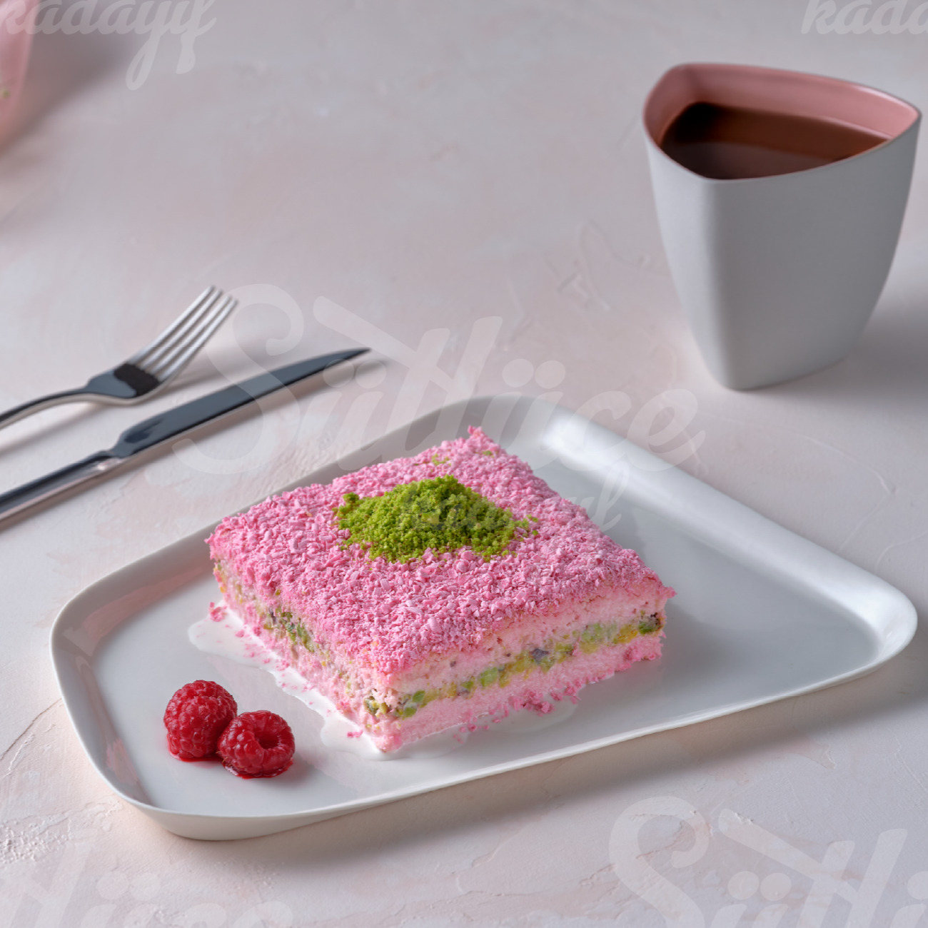 Frambuazlı Soğuk Kadayıf 1 DİLİM