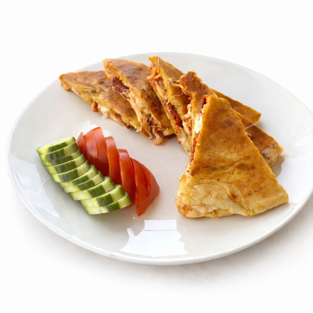 Sucuklu Bazlama Tost