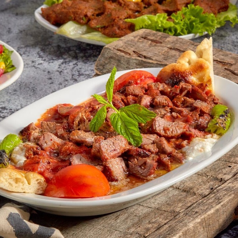 Alinazik Kebap (Kuzu Şişten)