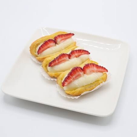 Çilekli Ekler (750gr)
