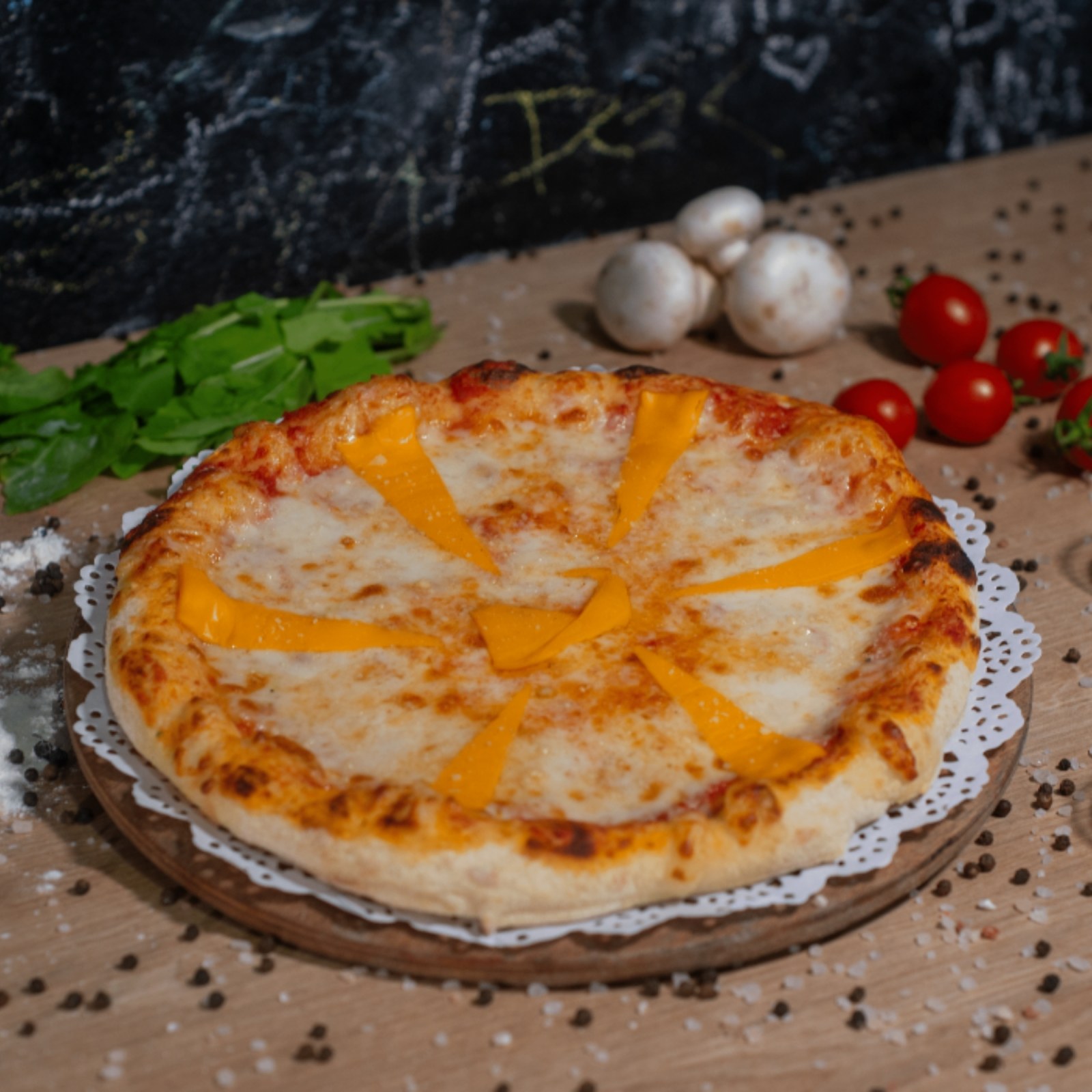 4 Peynirli Pizza (Orta)