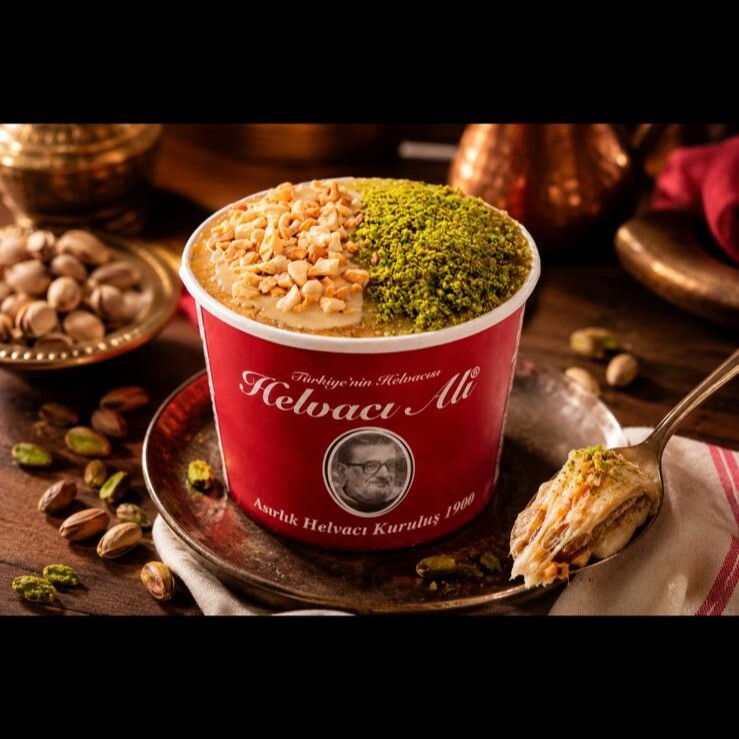 Sade İrmik Helvası & Cennet Çamuru Dondurmasız (Extra boy 260 gr)