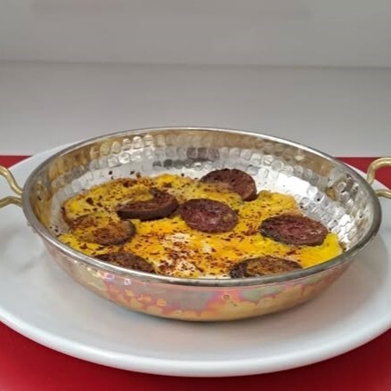 Sucuklu Yumurta