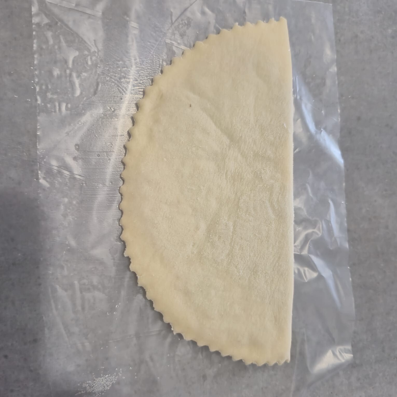 Çi börek ( 1 Adet - Dondurulmuş )