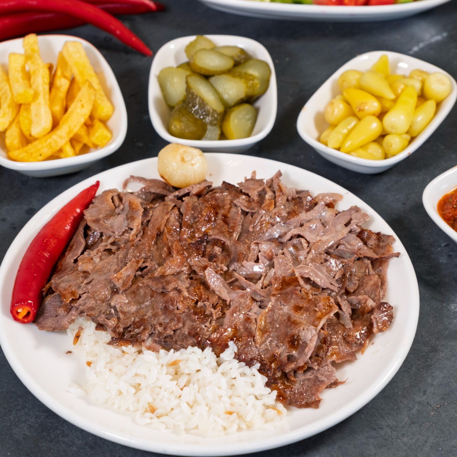 Pilav Üstü Döner (180 Gr.)