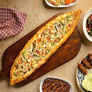 Sebzeli Pide