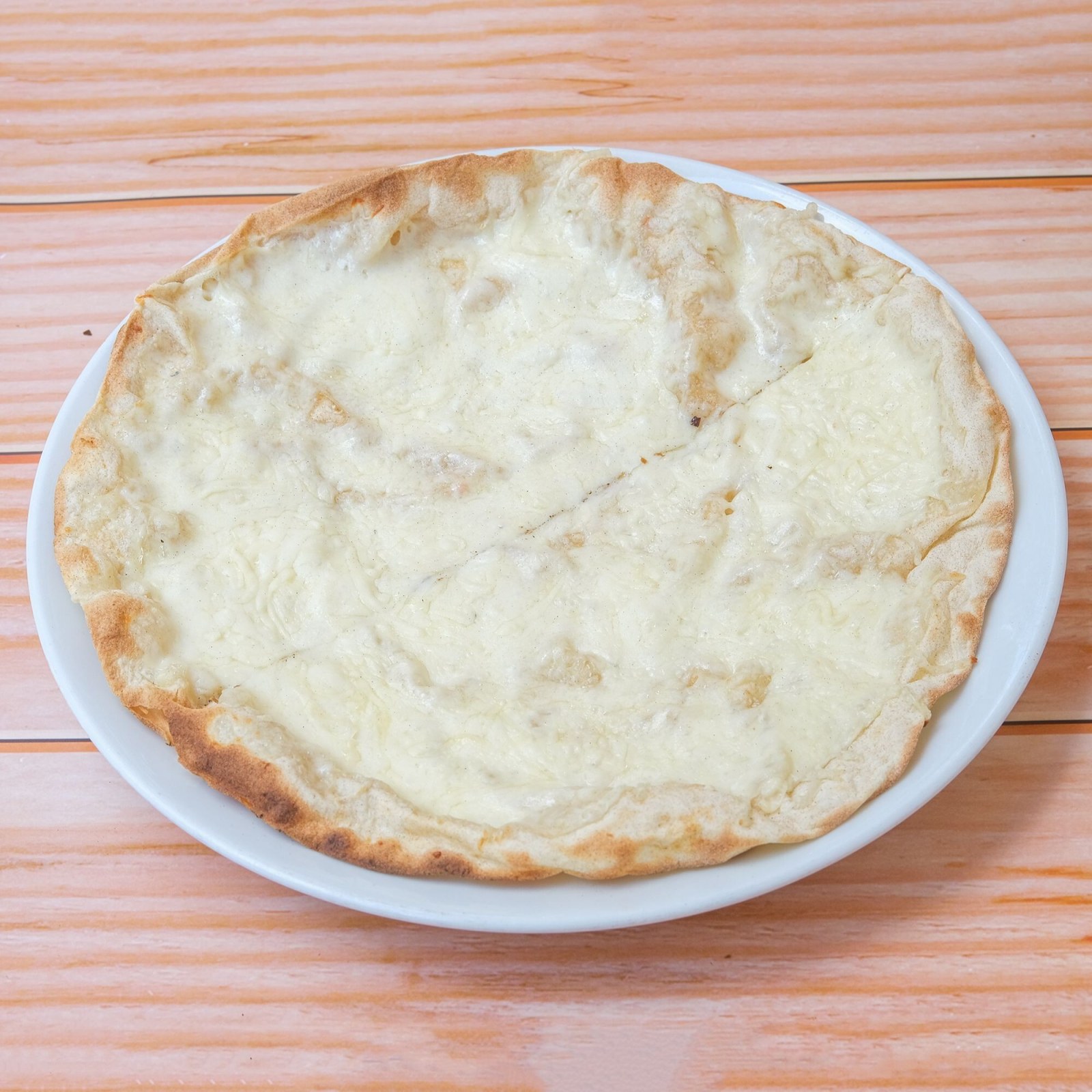 Kaşarlı Lahmacun (Kıymasız)
