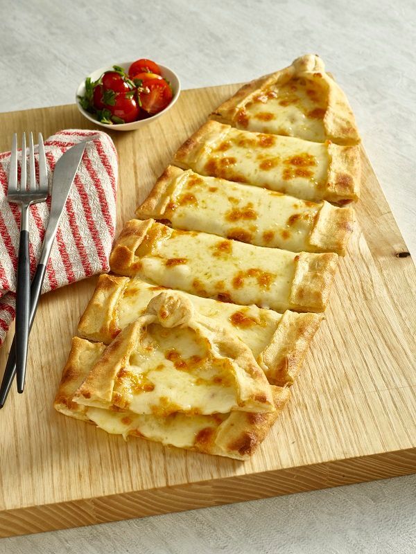 Kaşarlı Pide