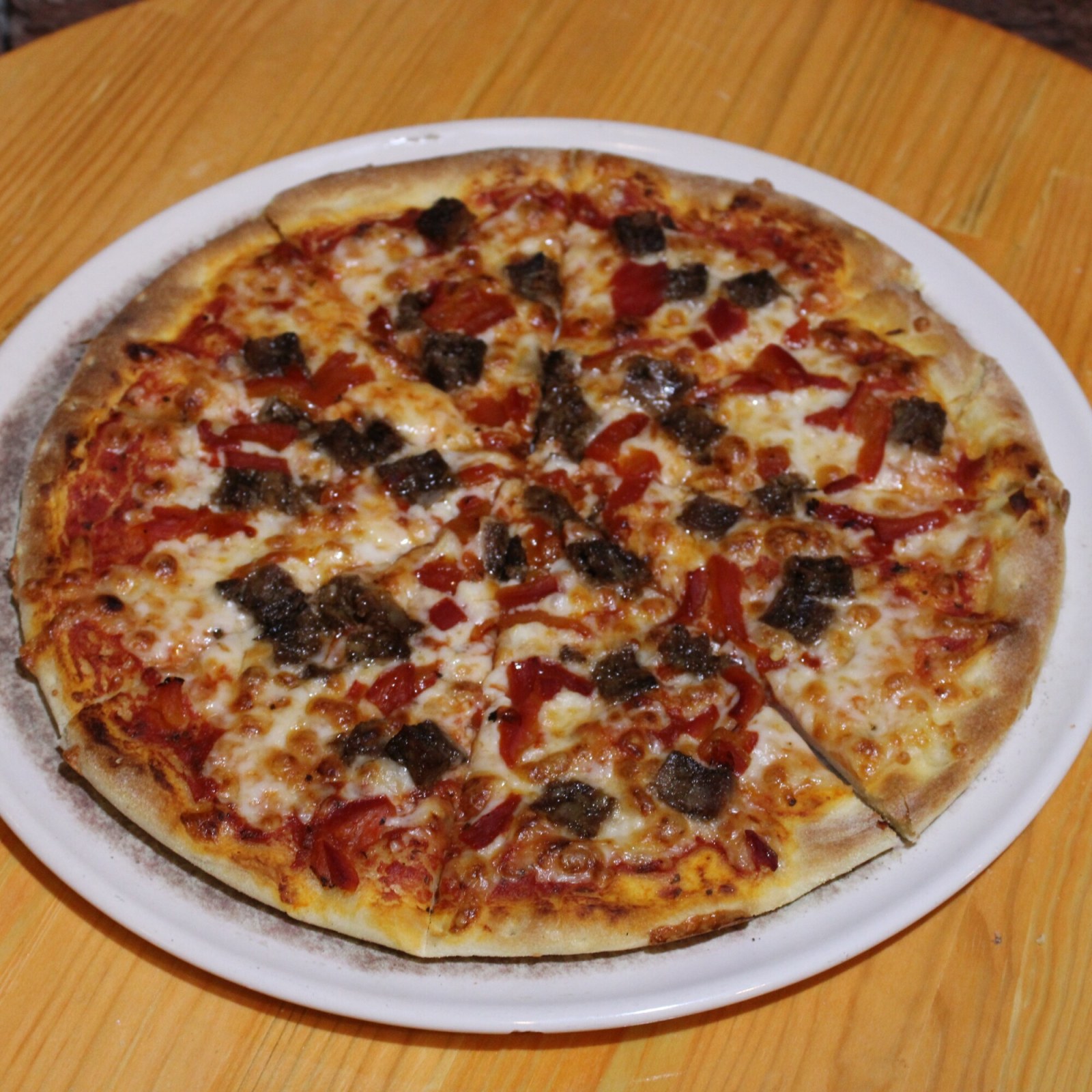 Kavurmalı Pizza