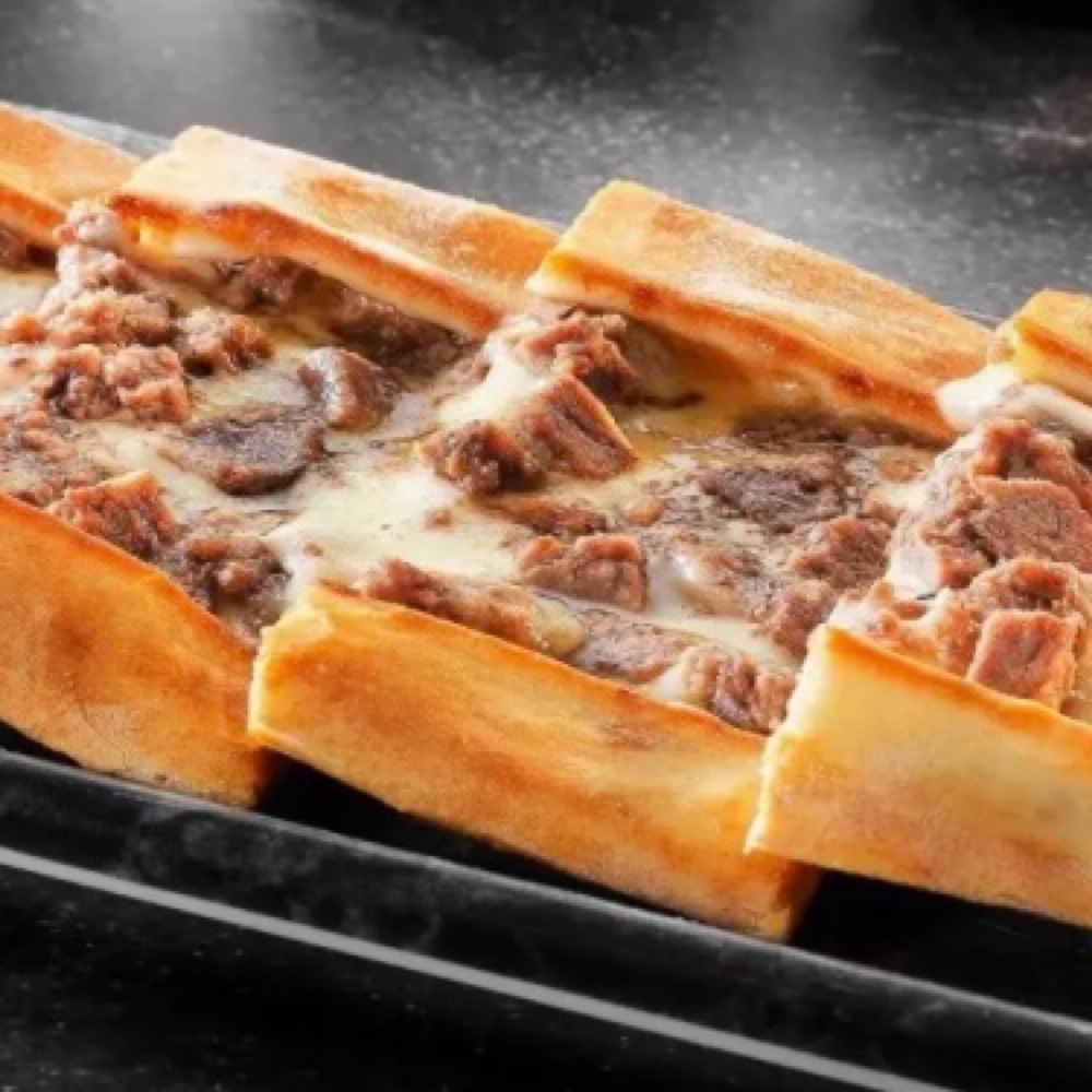 Kavurmalı pide