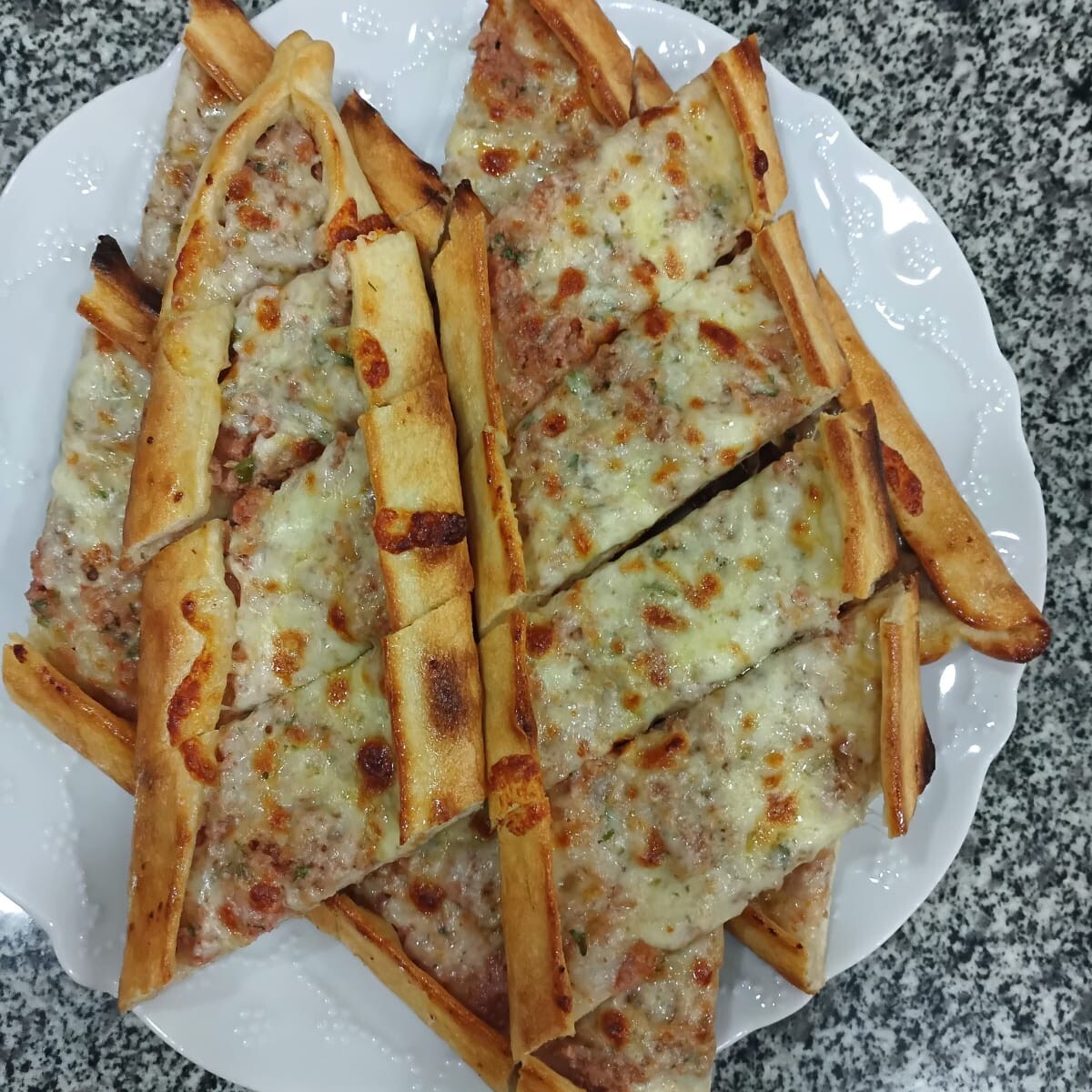 Kıymalı Pide