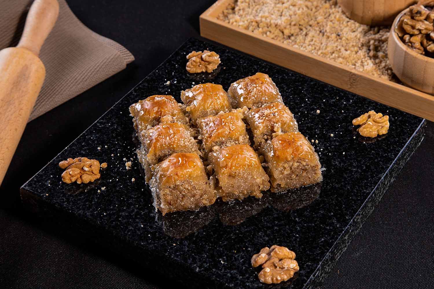 Cevizli özel baklava 500 GR