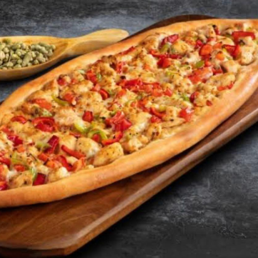 Tavuklu pide