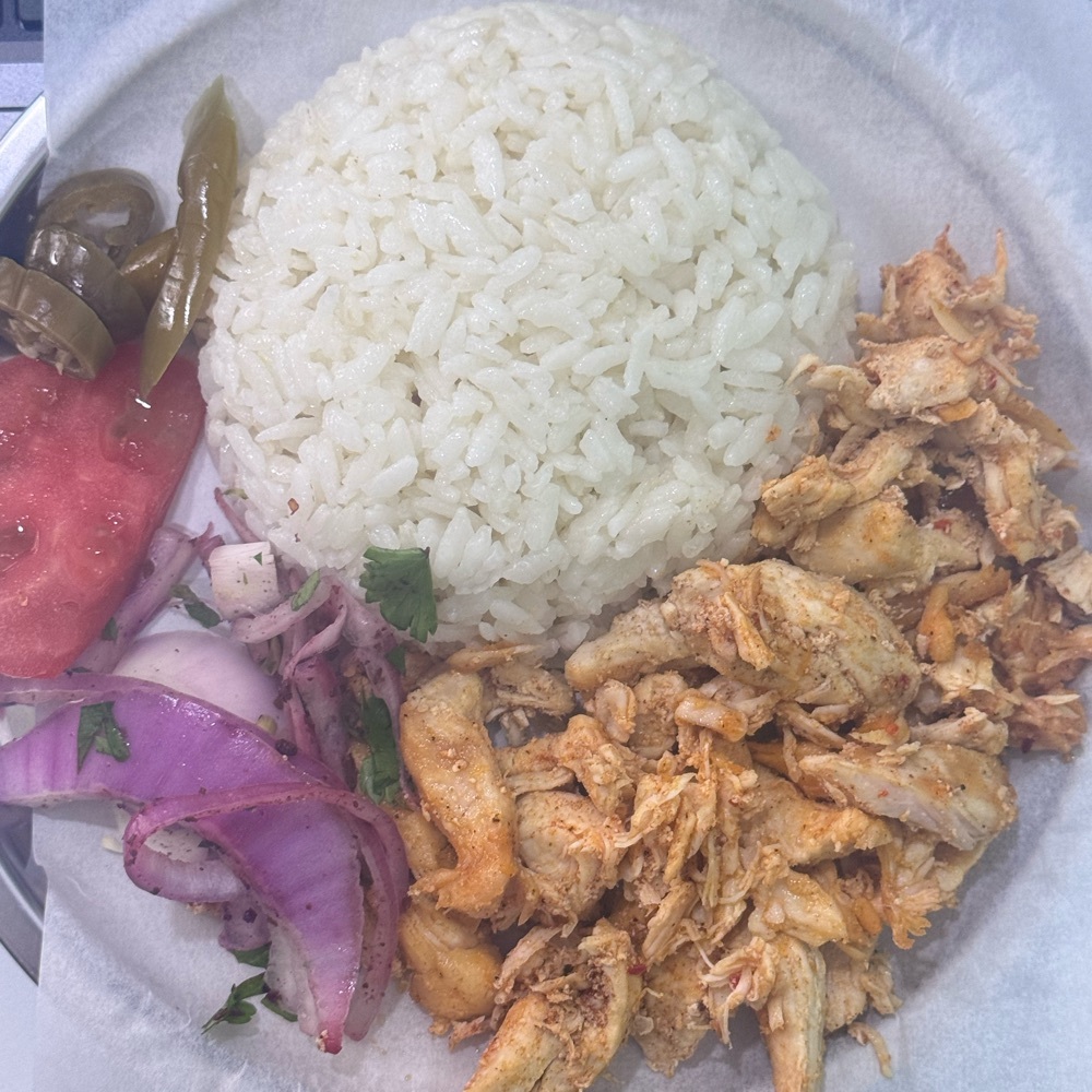 Tavuklu & Pilav( DİLİMLENMİŞ PİRZOLA)