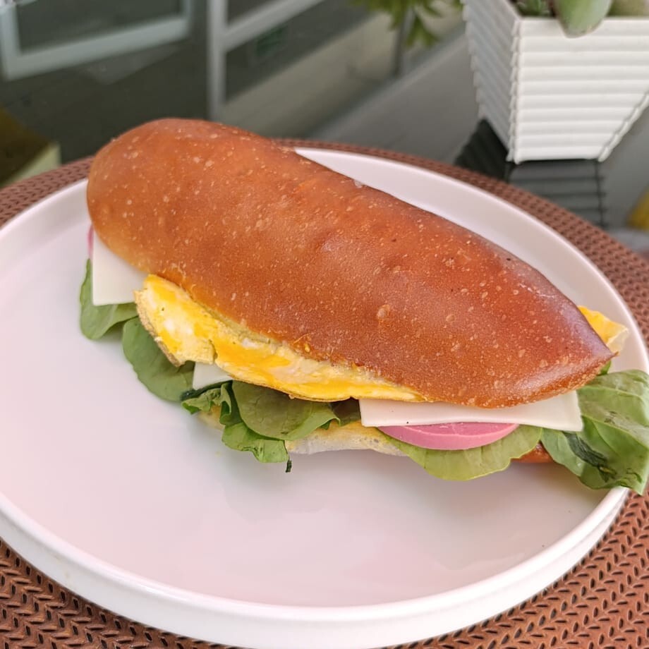 Salamlı Kaşarlı Soguk Sandviç