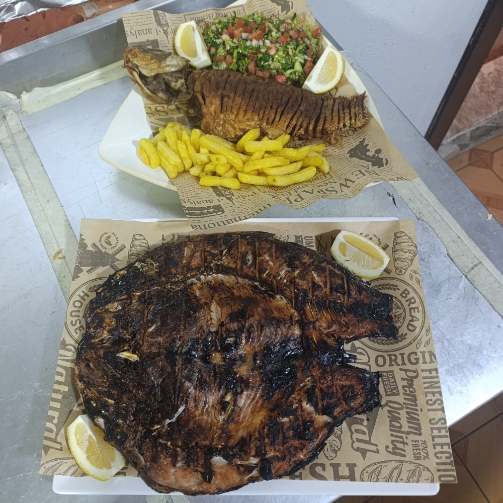 Kızarmış veya Izgara Göl Sazan Balık (Porsiyon)