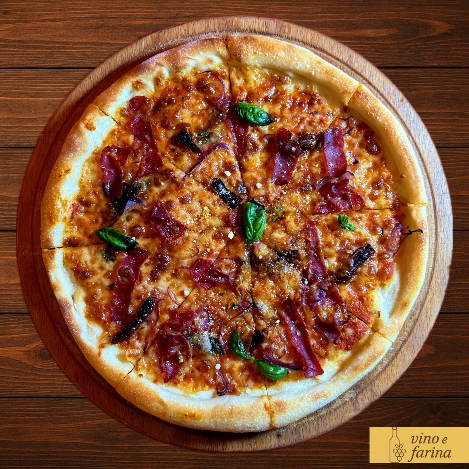 Pastırmalı Pizza (30 Cm.) + Coca-Cola (33 cl.)