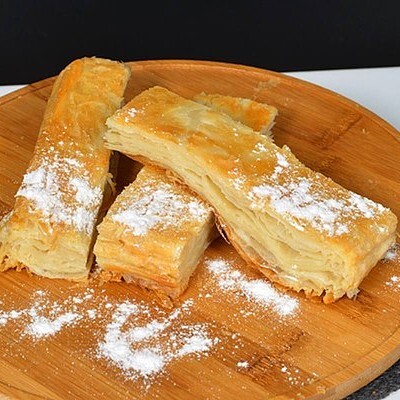 Sade Börek