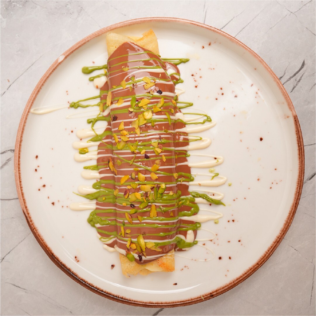 Pistachio Crepe + Coca-Cola (33 cl.)