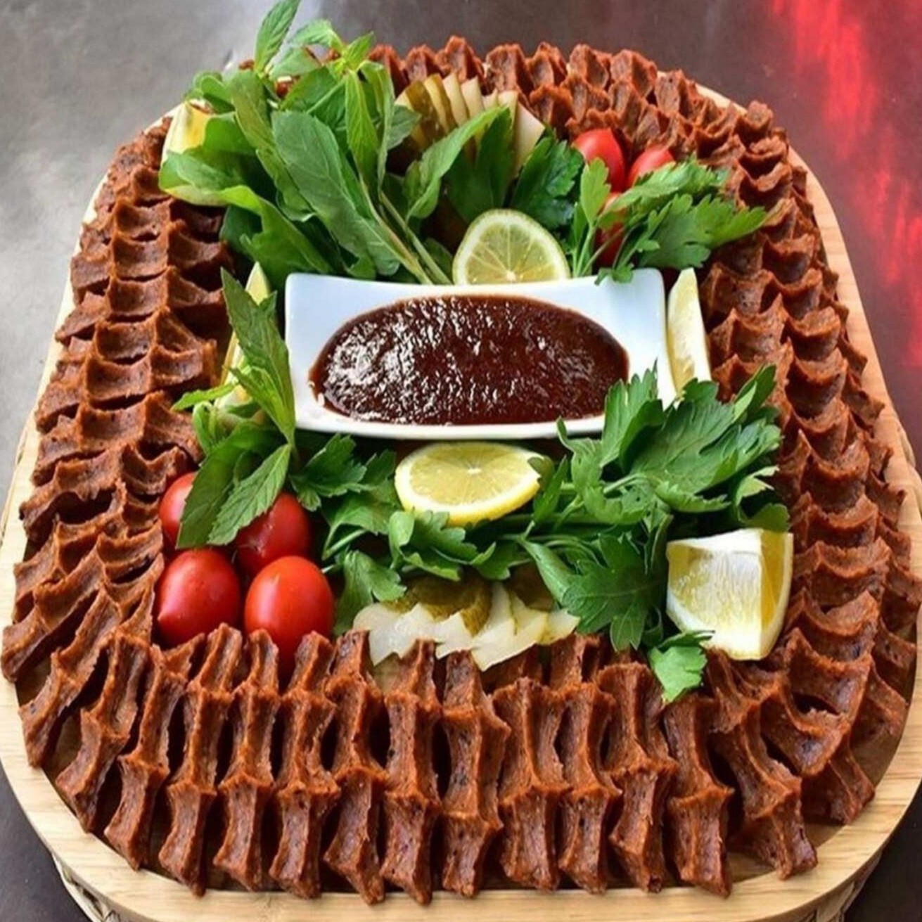 Çiğ Köfte (1 kg.) Menü