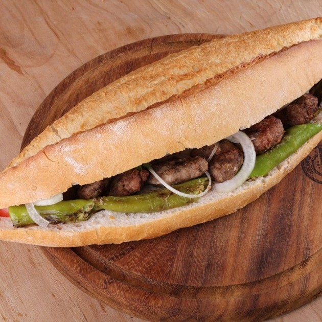 Tam Ekmek Köfte+Ayran+Tursu