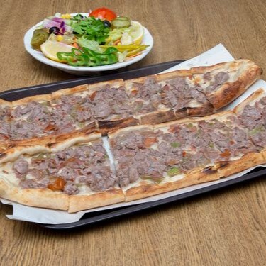 Kuşbaşılı Pide
