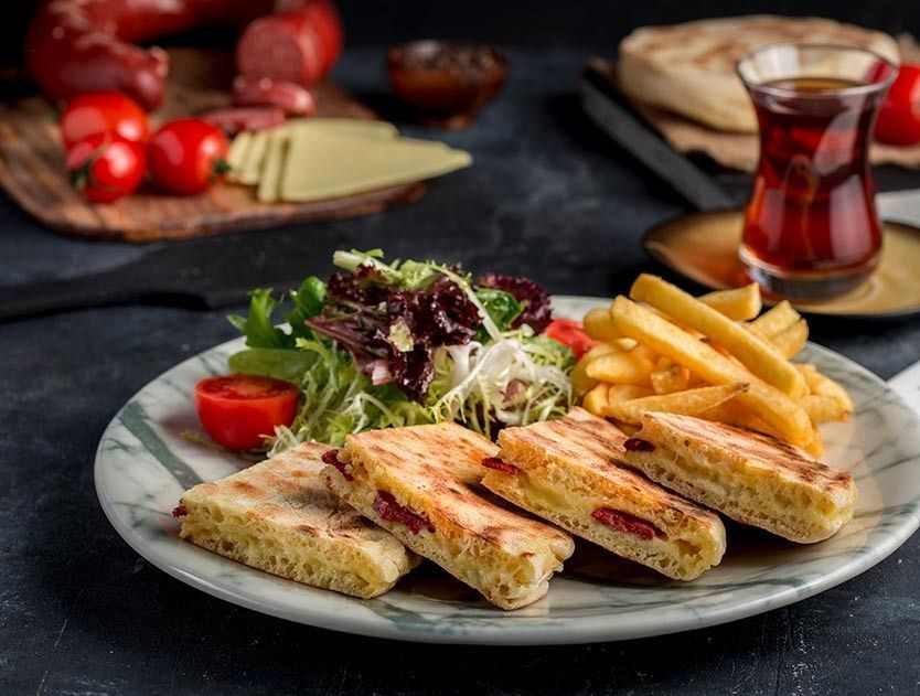 Bazlama Tost Karışık
