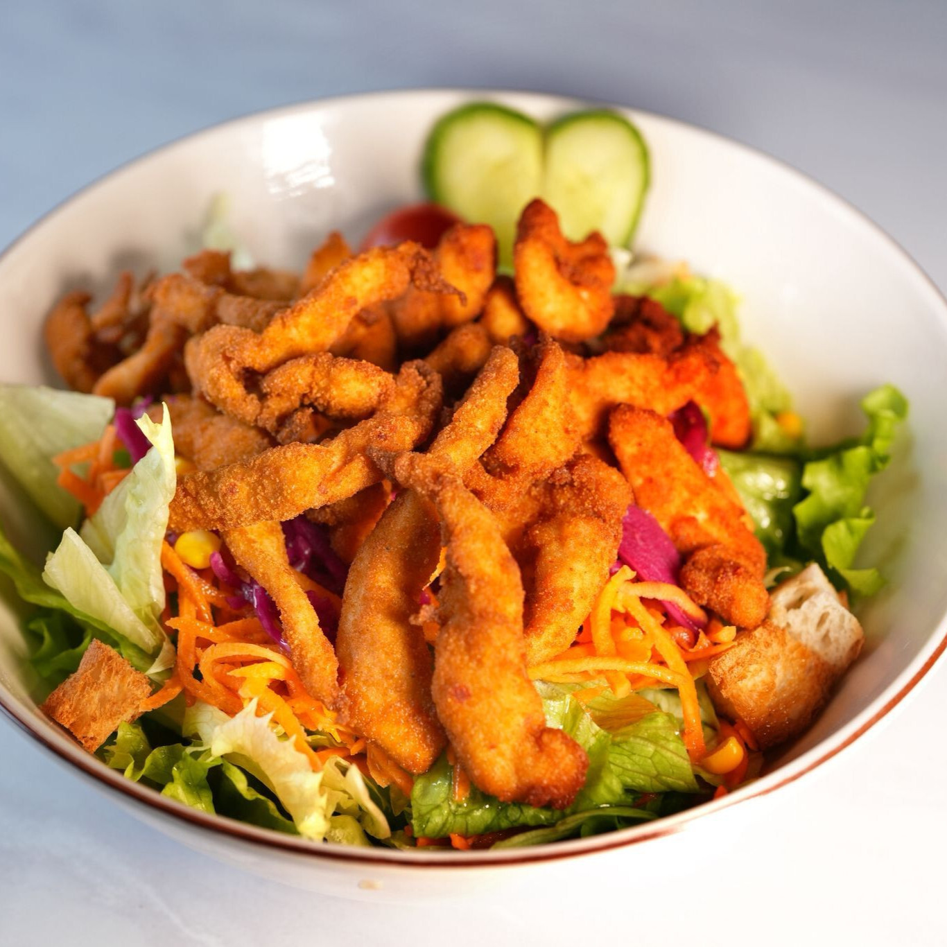 Çıtır Tavuklu Salata