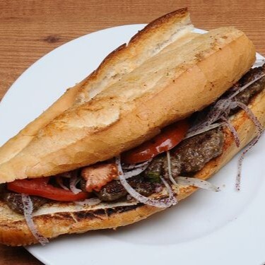 3 çeyrek ekmek arası köfte
