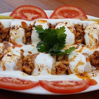 İki Adet Yoğurtlu Tavuk Tantuni