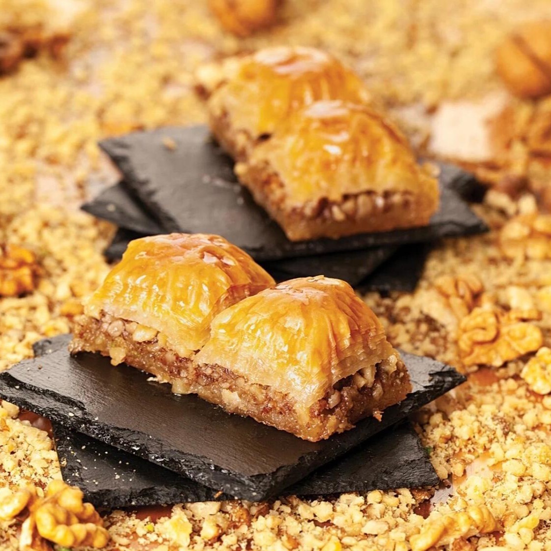 Cevizli Klasik Baklava (1KG)