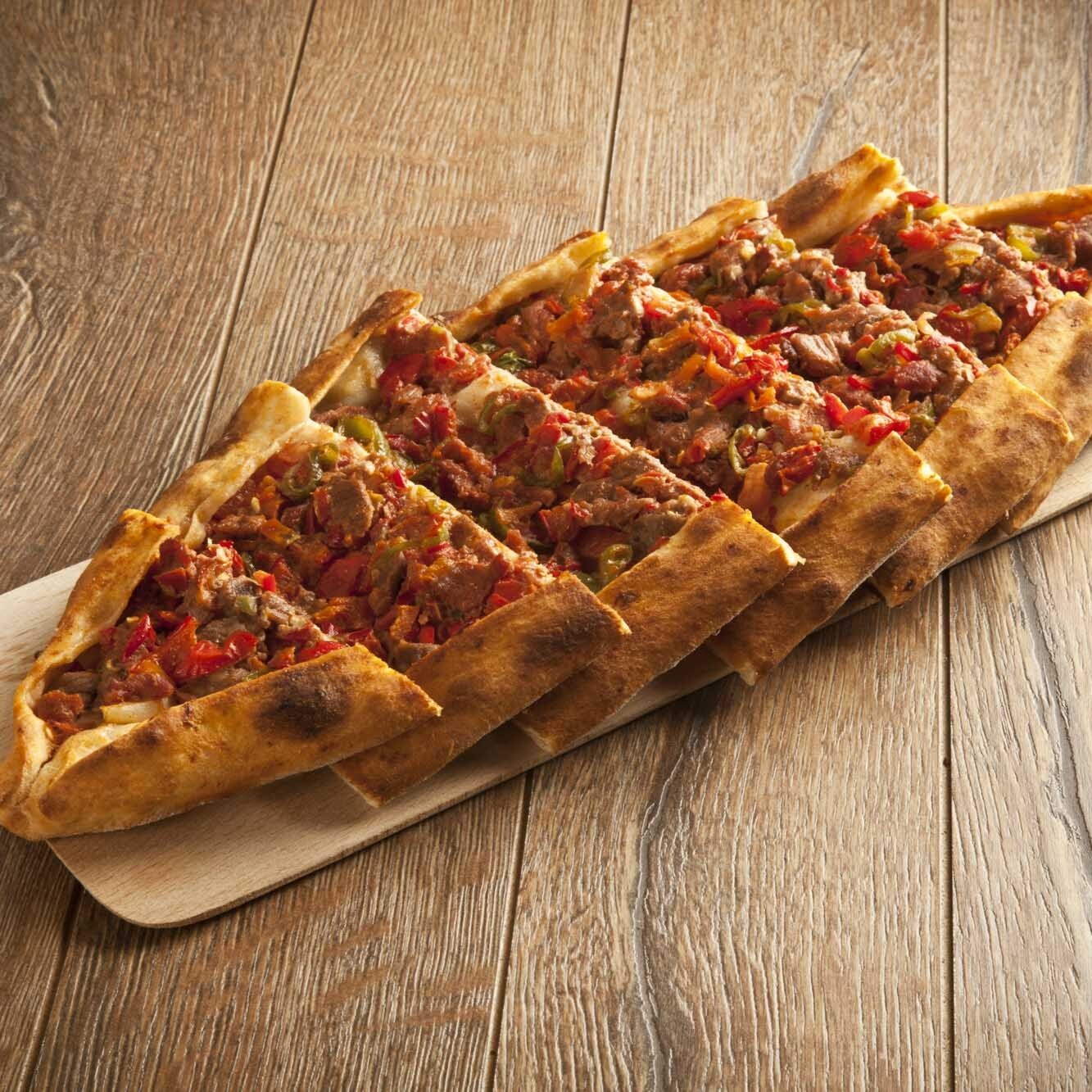 Kuşbaşılı Pide