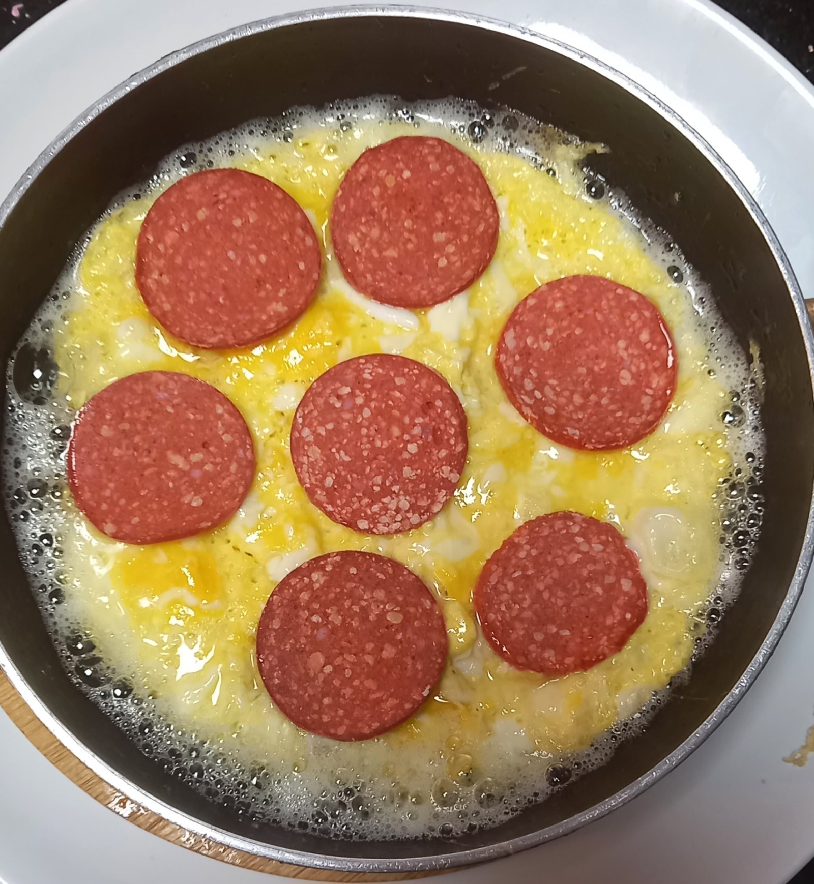 Sucuklu Yumurta