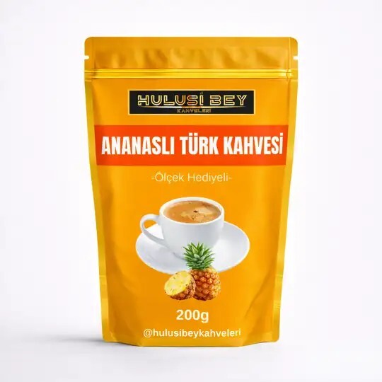 Ananaslı Türk kahvesi