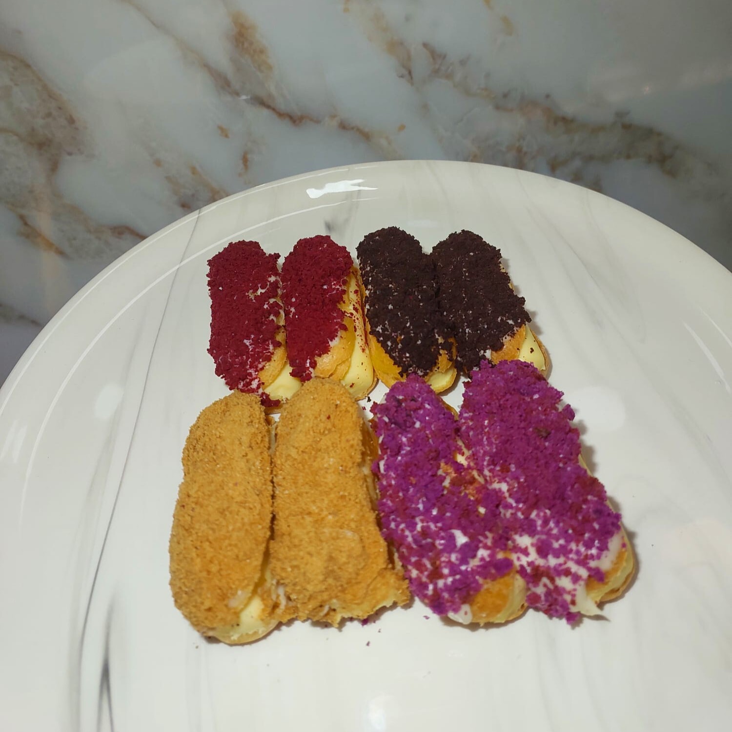 Beyaz Kremalı Ekler