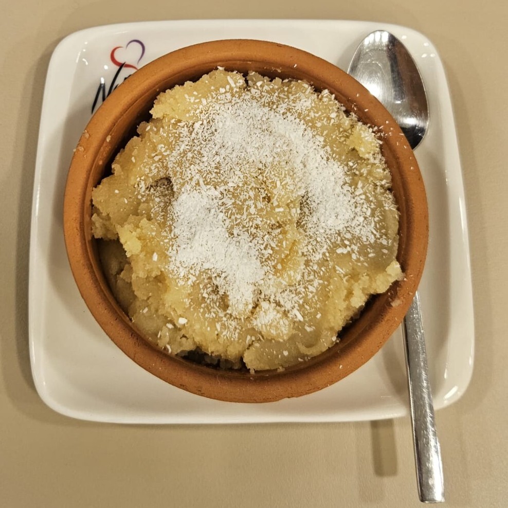 İrmik Helvası