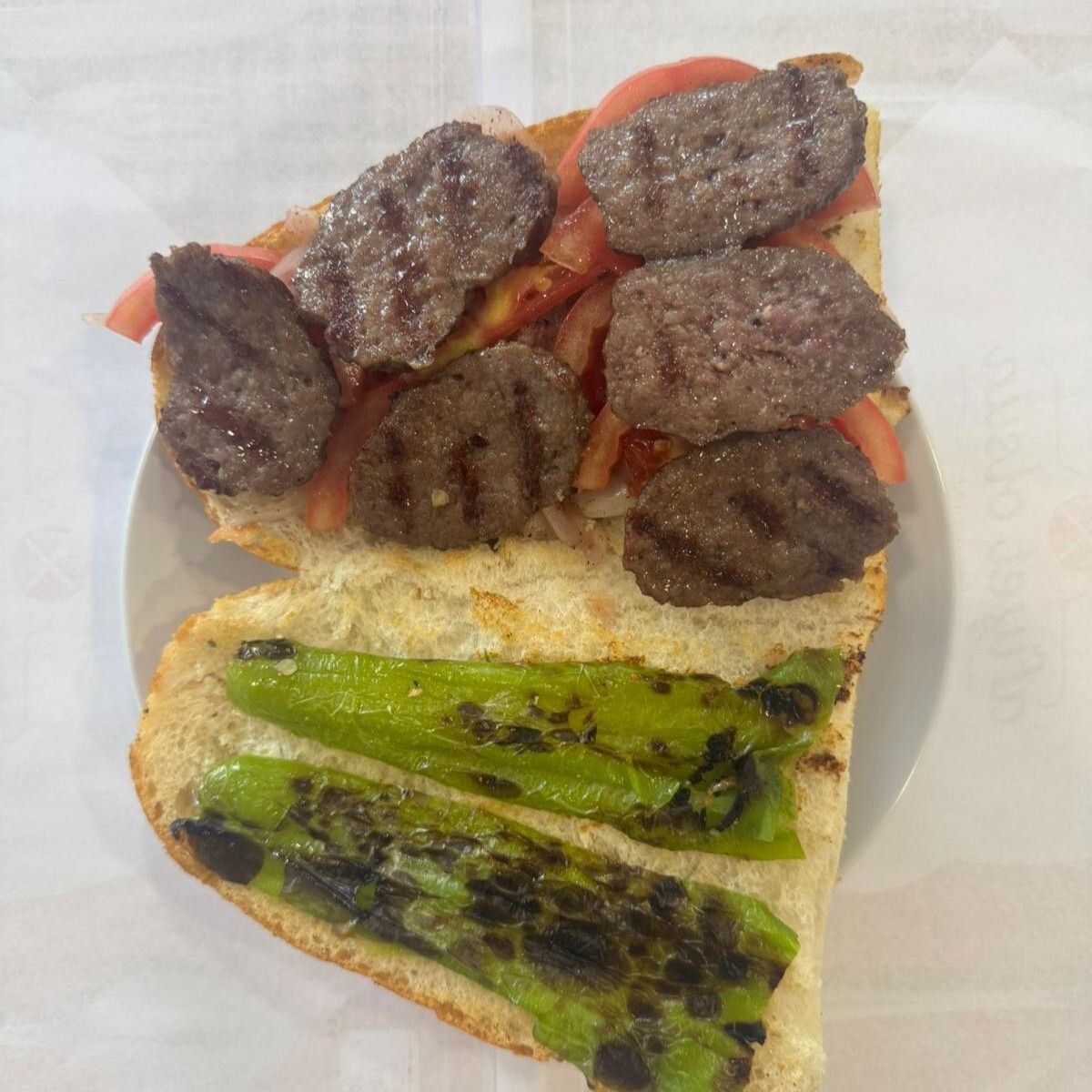 Ekmek Arası 3/4 Izgara Köfte