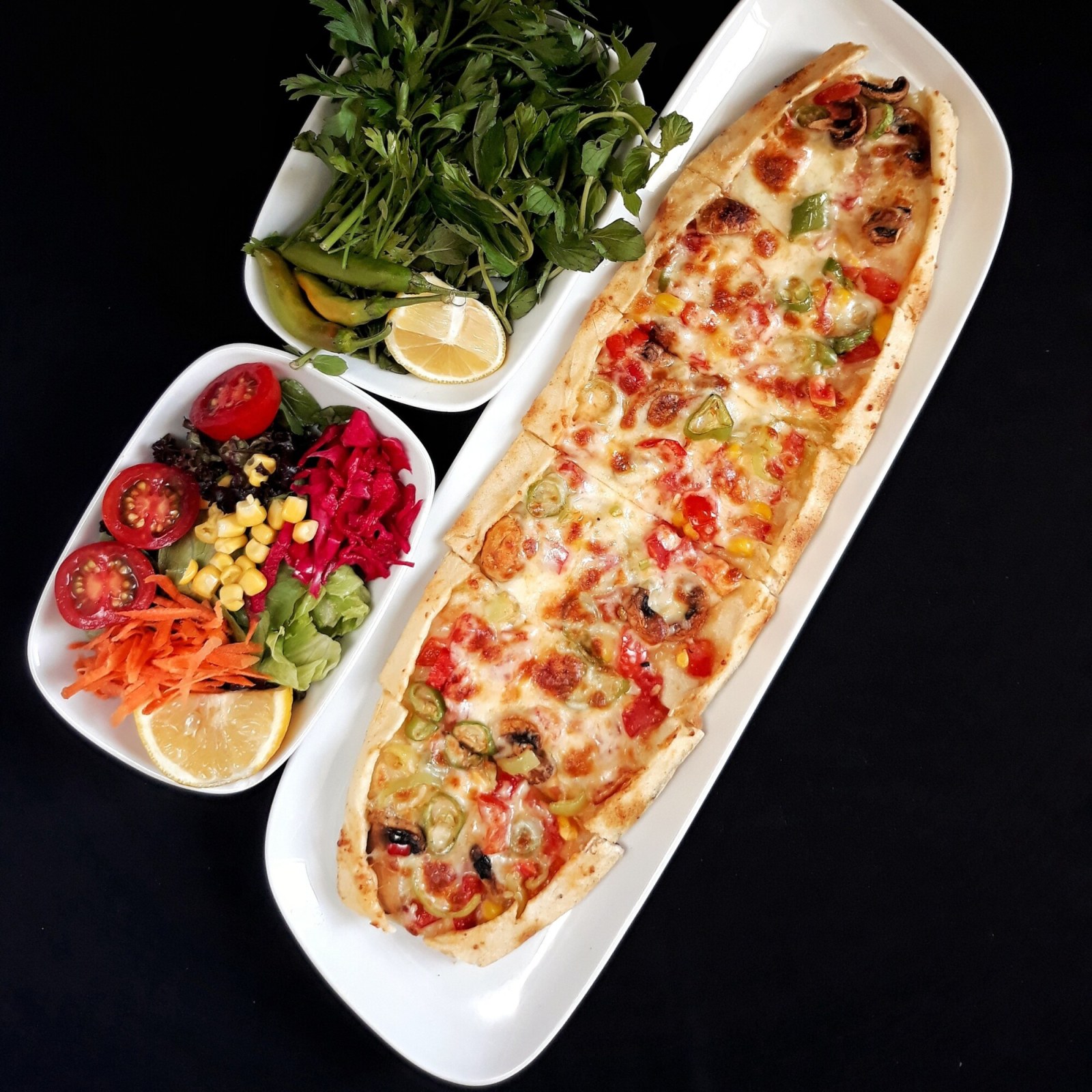 Sebzeli Kaşarlı Pide