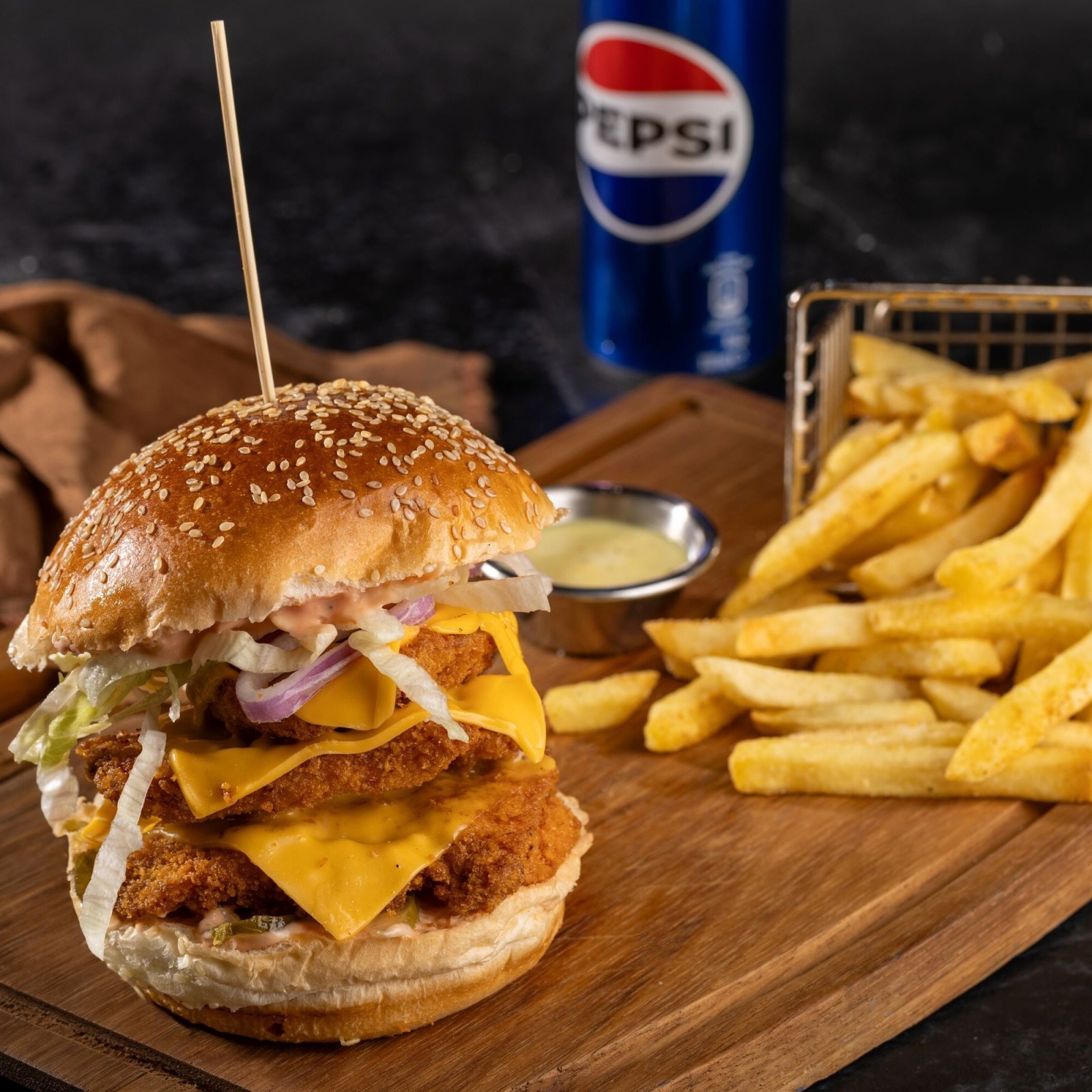 Triple Double Chicken Burger Menü