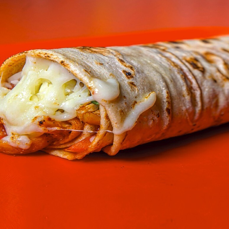 S.Ü Kaşarlı Tavuk Döner Dürüm