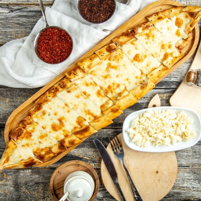 Kaşarlı Pide