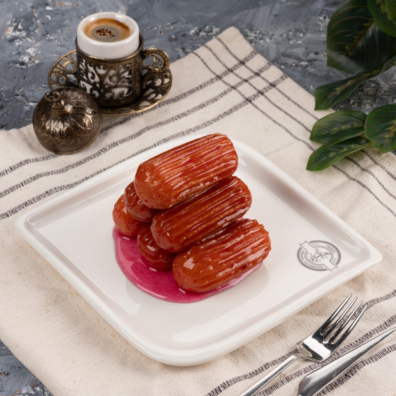Frambuazlı Tulumba (1000 Gr)