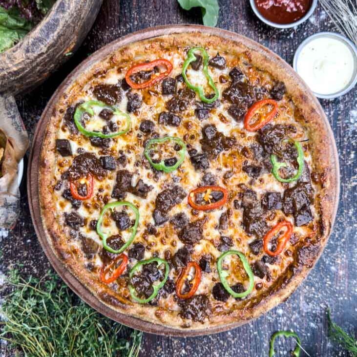 Kavurmalı Pizza (Büyük)