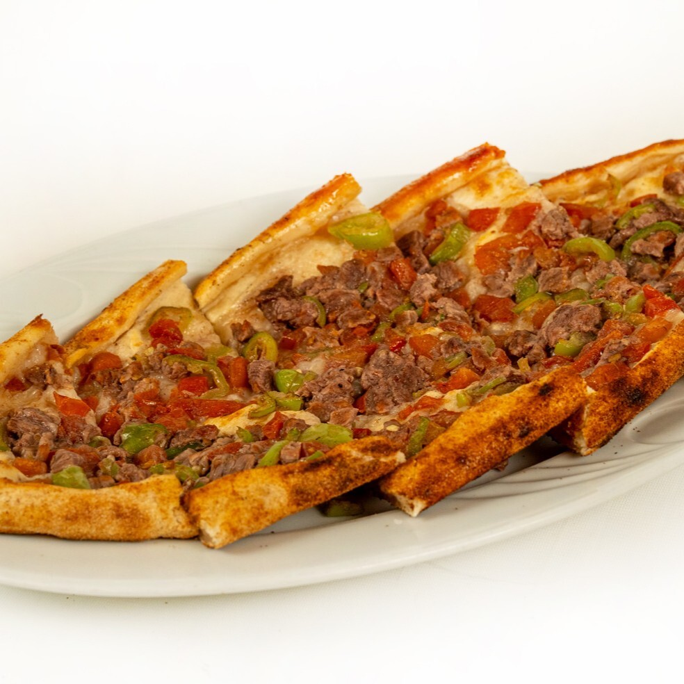 Kuşbaşı Yumurtalı Pide