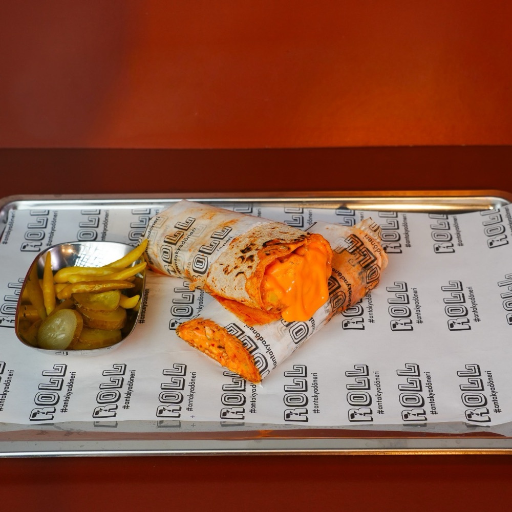 Cheddar Roll (Large)