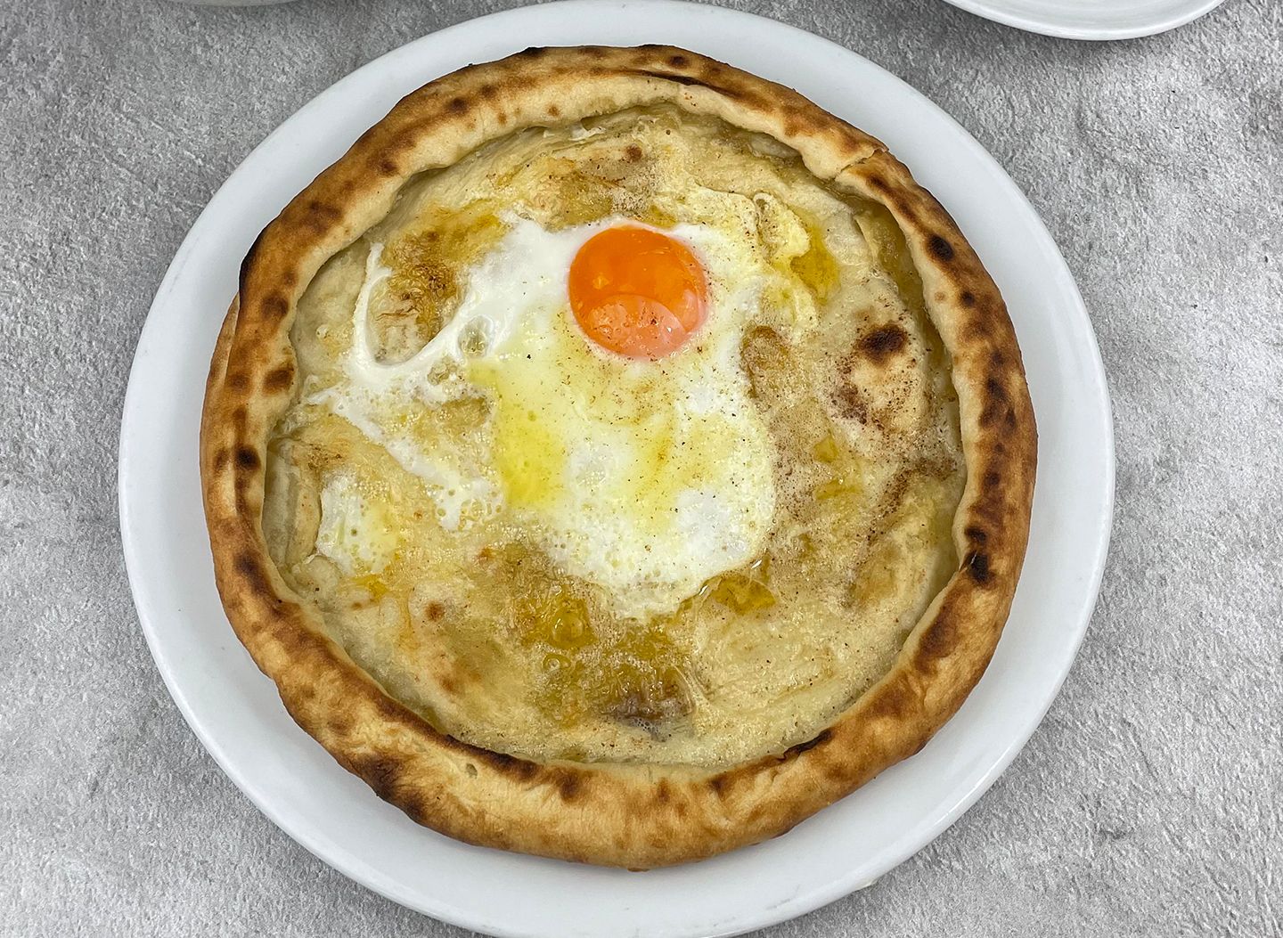 Yağlı Yumurtalı Pide (Standart)